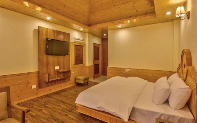 Golden Peak Manali