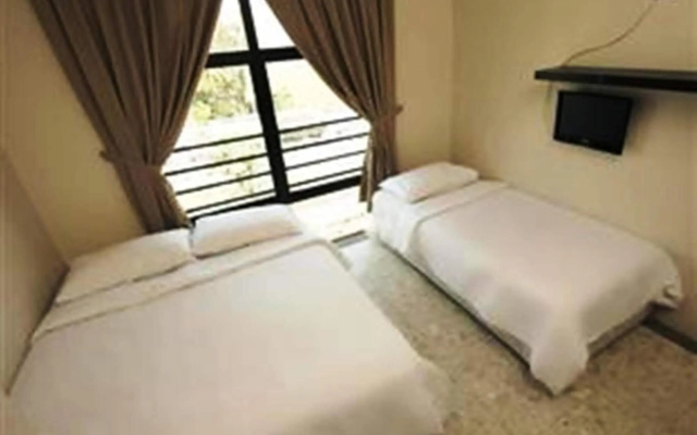 Hotel Zamburger Sg Bakap - photo 3