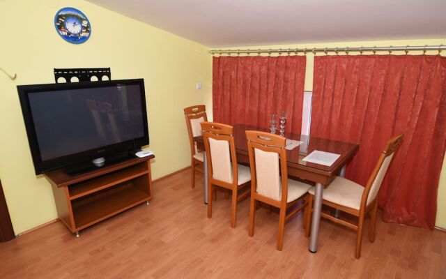 Darni Central Apartments