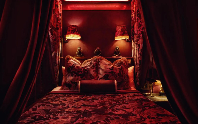 House of Gods Hotel