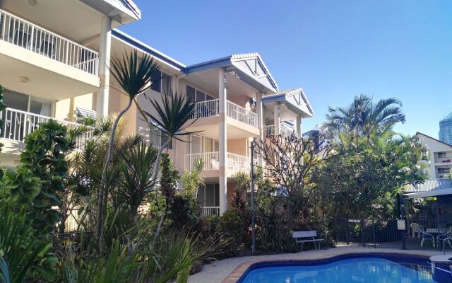 Surfers Beach Holiday Apartments