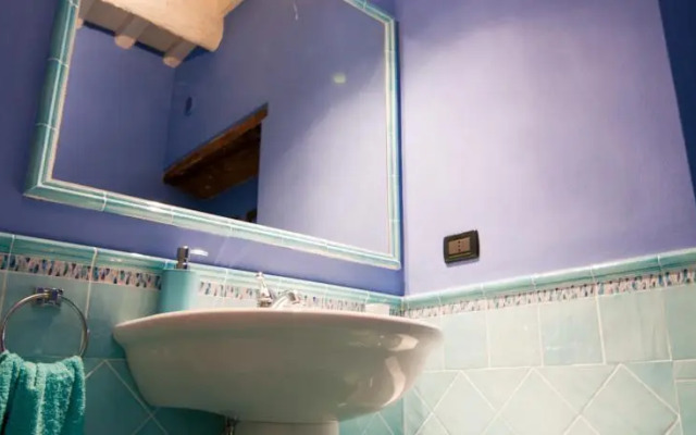 La Quercia - Bilocale in Borgo con Piscina