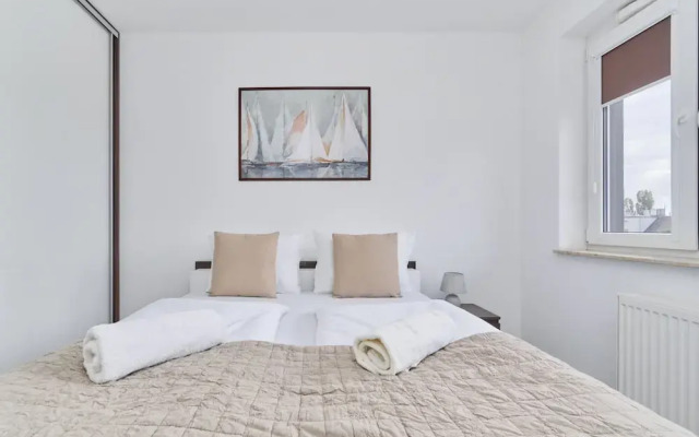 Spacious Apartment by Renters