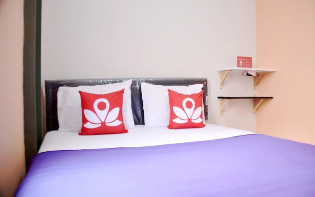 ZEN Rooms Basic near Kota Kasablanka