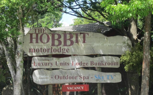 The Hobbit Motorlodge