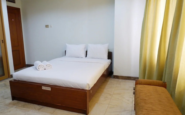 Spacious 2br Slipi Apartment Near Senayan