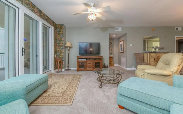 Beach Colony East 17b-penthouse