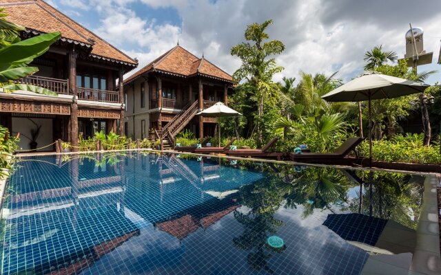 Java Wooden Villa & Residence