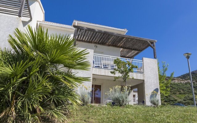 Summer Apartment in the Hilly Landscape of Oletta