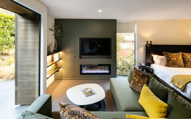 Queenstown Park Boutique Hotel