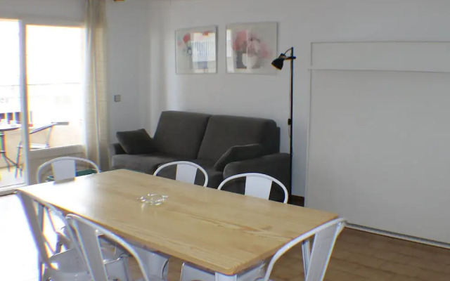 Sant Jordi 1 A in Roses