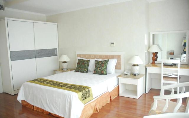 Danly Hotel