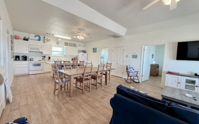 Sunburn Alley 4 Bedroom Home