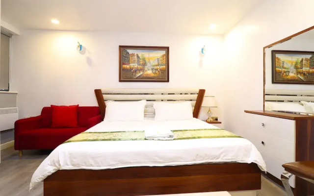 Queen Stay Apartments