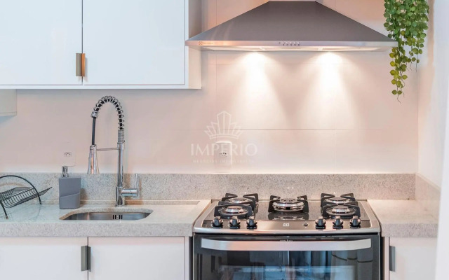 310 - Belíssimo Apartamento na Praia de Bombas