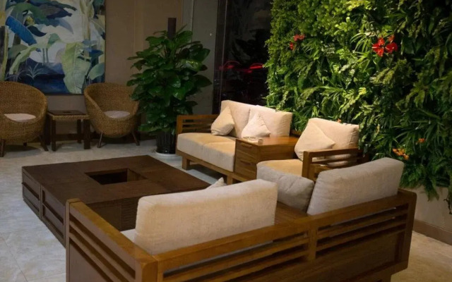 Creative Holiday Hotel