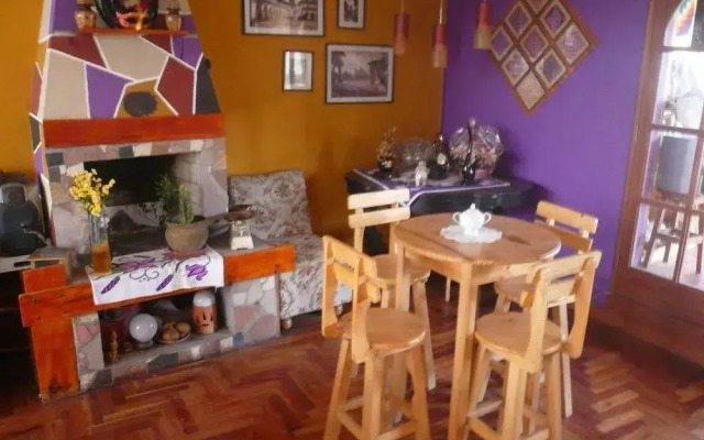 Villa Betty Hostal B&B