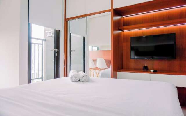 Luxury And Modern Studio At Transpark Bintaro Apartment