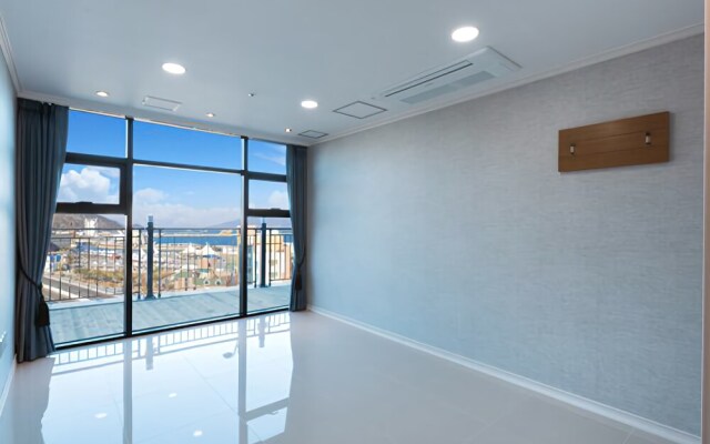 Yeosu Paradise Spa Pension