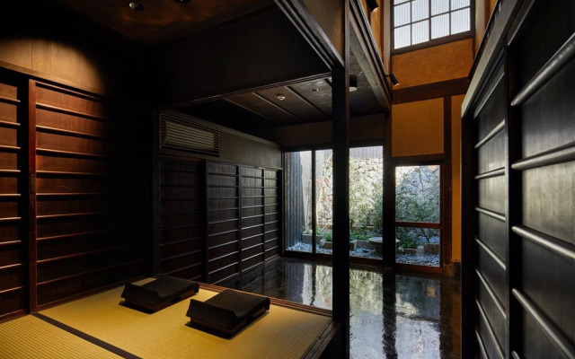 YADORU KYOTO Kagami No Yado