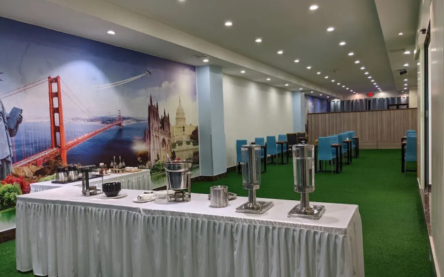 Hotel Americano
