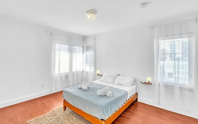 Garden Suite 9-hosted by Sweetstay