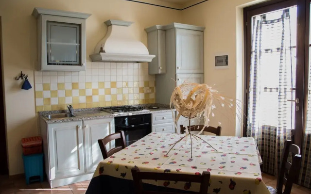 Room in Farmhouse - Hortensia Apartment