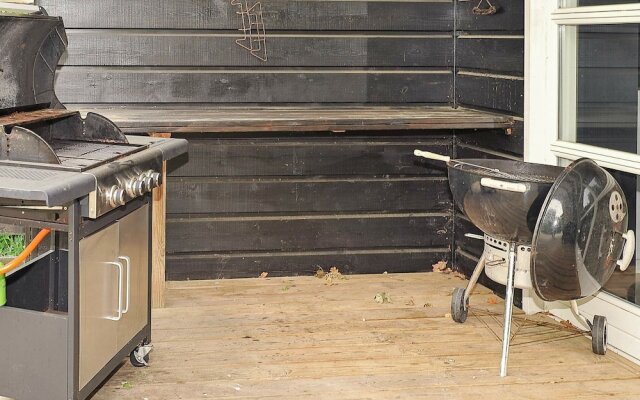 Sprawling Holiday Home With Sauna at Norre Nebel