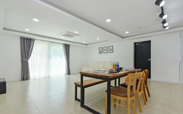 Muju The Haru Pool Villa