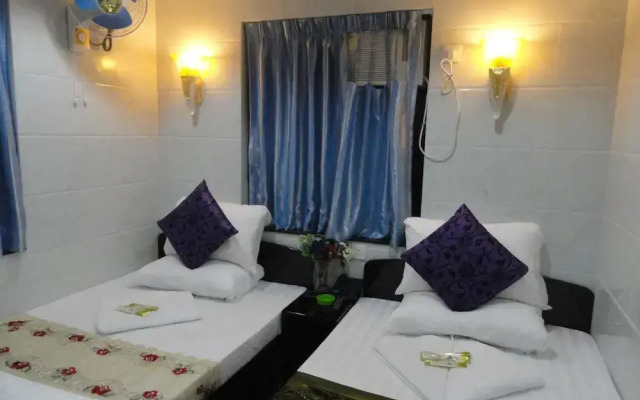 Paris Guest House - Hostel