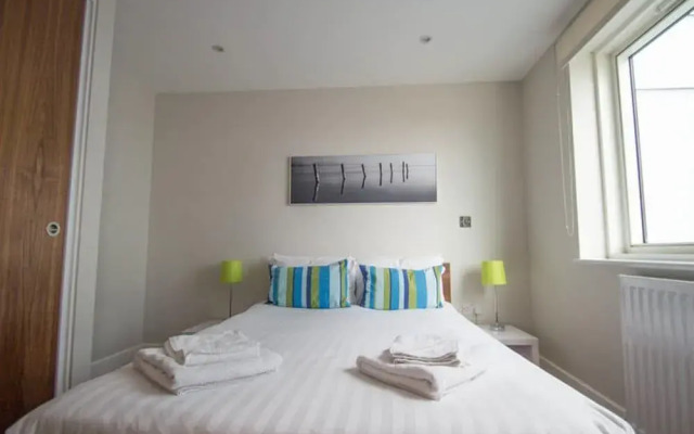 Saco Aldgate - One Commercial Street