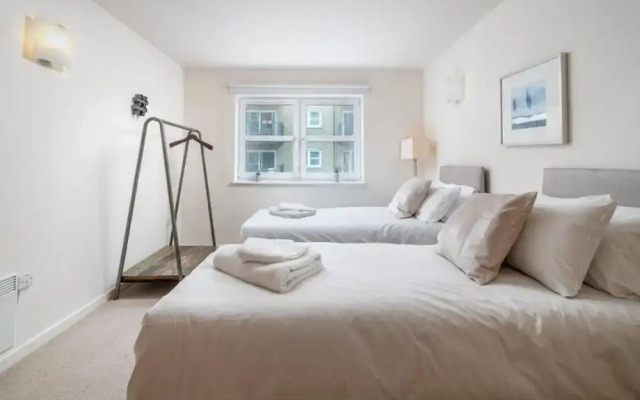 Luxury 1 Bed Apartment Close To Excel & o2
