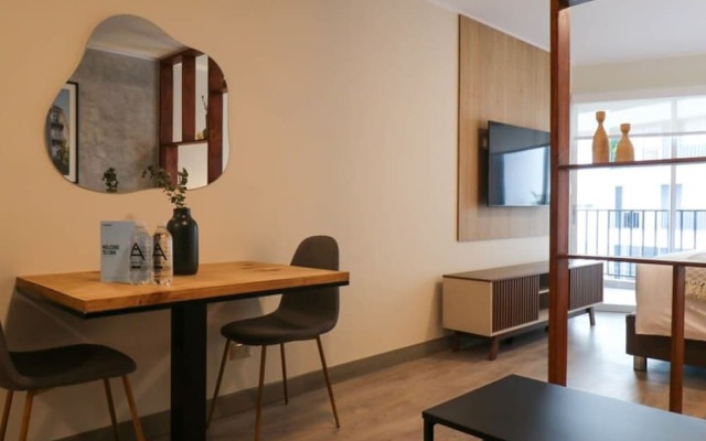 w Modern Loft With Balcony in Barranco