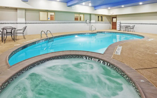 Holiday Inn Express Hotel & Suites JACKSONVILLE, an IHG Hotel