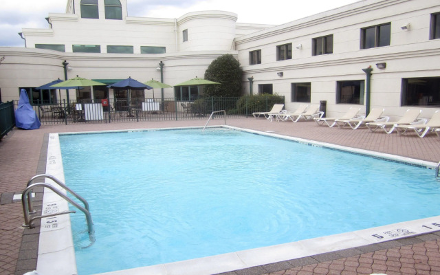Holiday Inn Plainview-Long Island by IHG