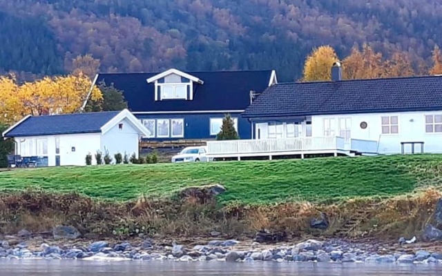 4 Star Holiday Home in Tomrefjord