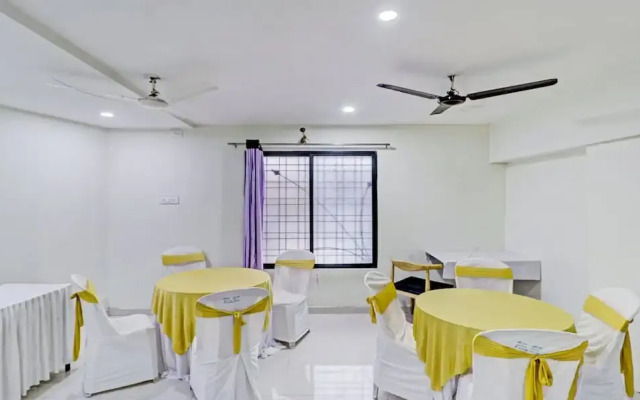 Treebo Trend Hotel Krishna