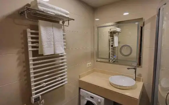 Dreamland Oasis Apartments in Chakvi