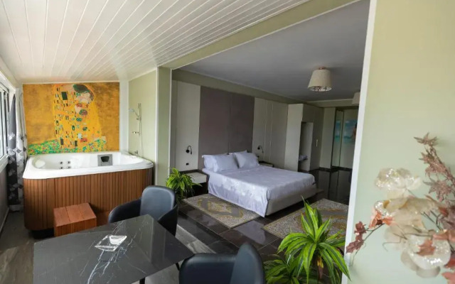 Hotel Pirro
