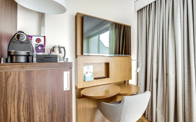 Mercure Paris Arc de Triomphe Etoile