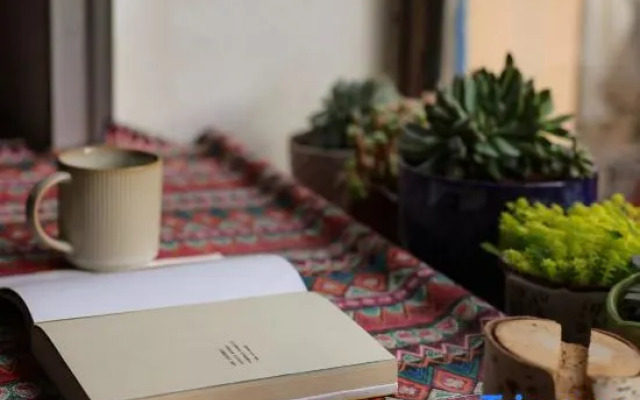 Yilu Xiangdong Youth Hostel