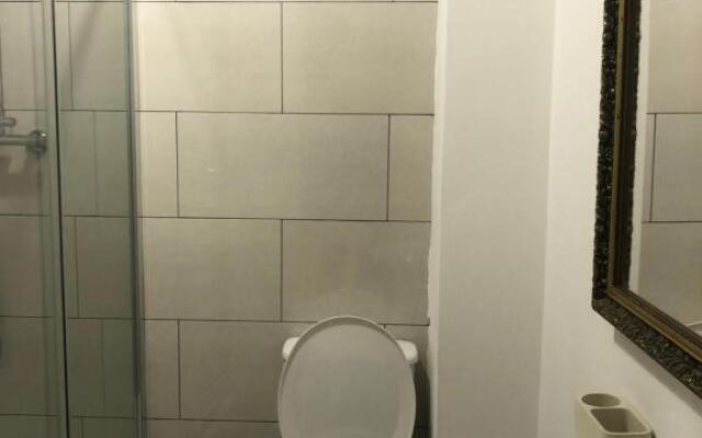 21 Frederick Street Apartment