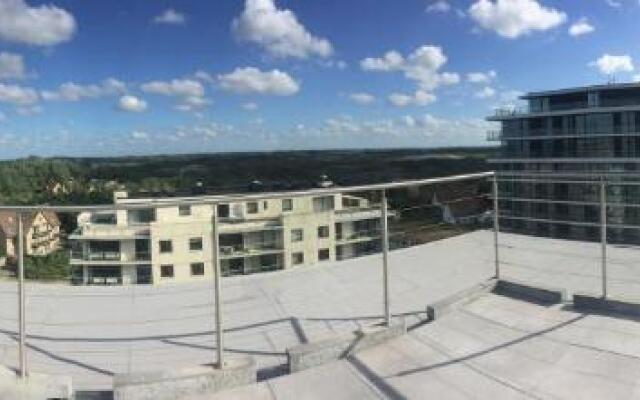 9 High (in the Sky)