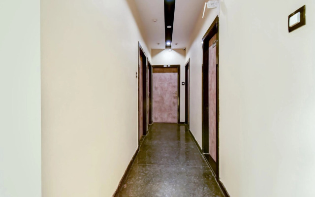 Hotel Frontier Royal