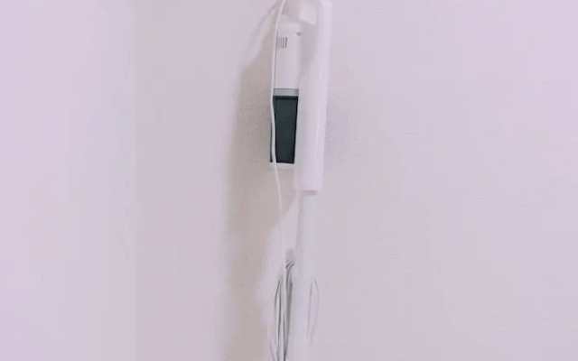 Minimalist Loft 302