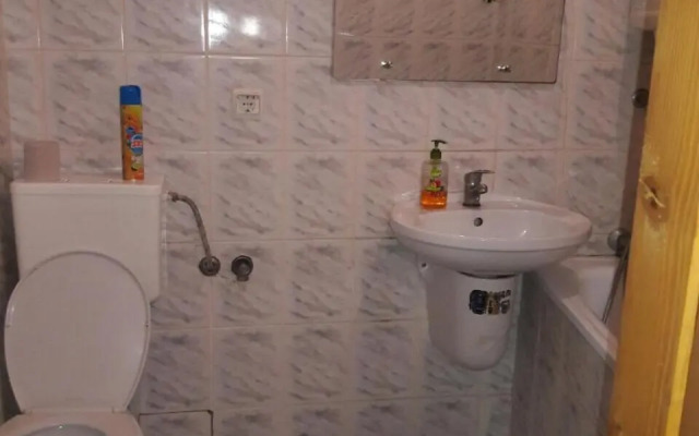 Квартира між вокзалом і центром