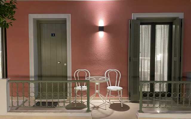 Anax Apartments
