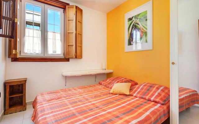 Remarkable 2-bed House in Arona