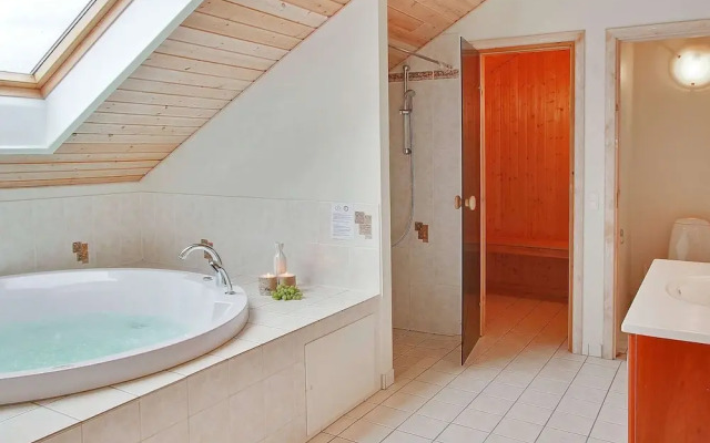 14 Person Holiday Home in Idestrup-by Traum