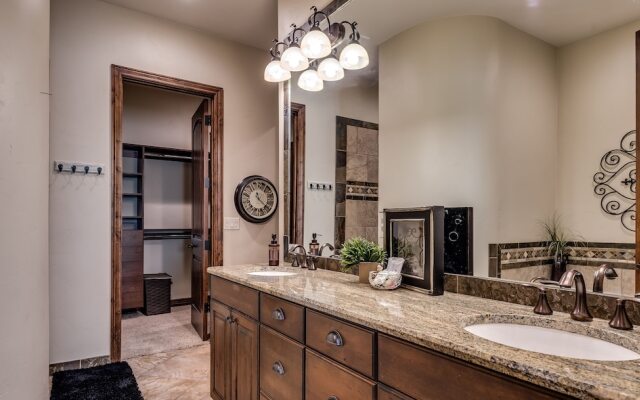 Pebble Beach 3 Bedroom Apts